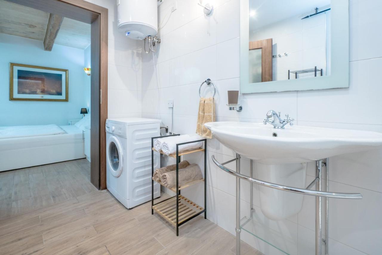Valletta Main Street Apartment Deluxe エクステリア 写真