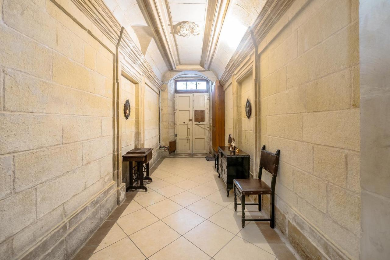 Valletta Main Street Apartment Deluxe エクステリア 写真